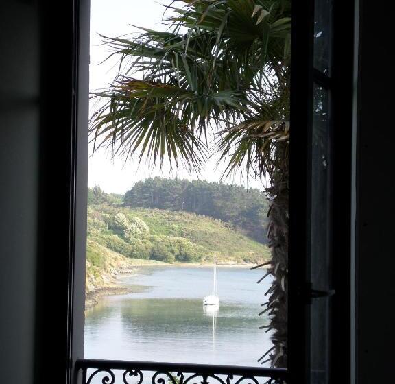 غرفة قياسية مطلّة علي البحر, Villa Pen Prad