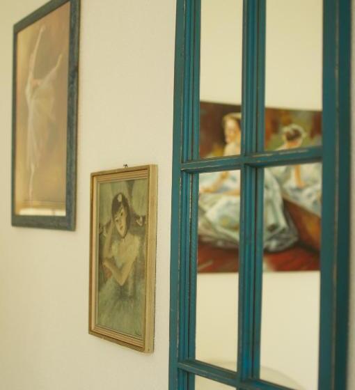 غرفة ديلوكس ثلاثية, Zenana Boutique