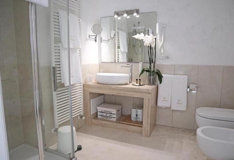 اتاق استاندارد, Adagio Salentino