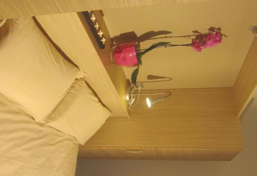 חדר סטנדרט, Bar Trattoria Colombina Affittacamere