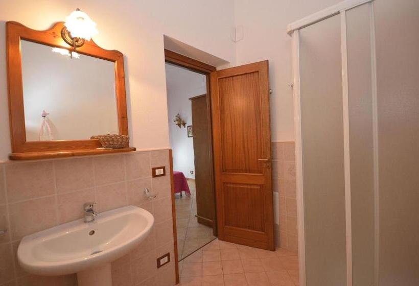 اتاق استاندارد اینتریور, Cascina Degli Ulivi