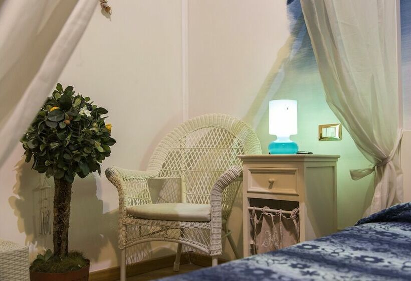 스탠다드 룸, Fermati Che è Tardi