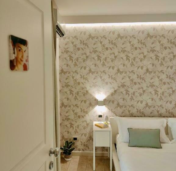 اتاق لوکس با بالکن, Il Meraviglioso Mondo Di Amélie