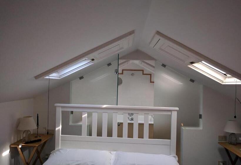 标准间, La Locandina