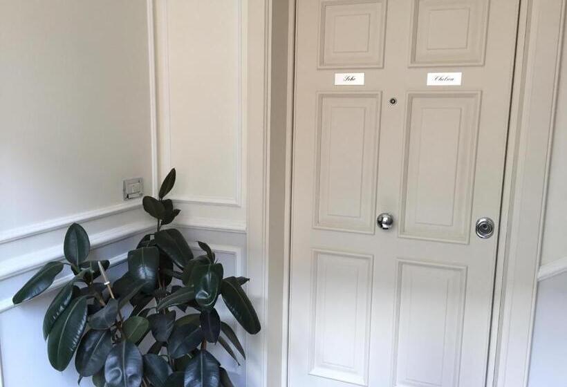 اتاق کلاس بیزنس, Le Residenze Di Via Lo Re