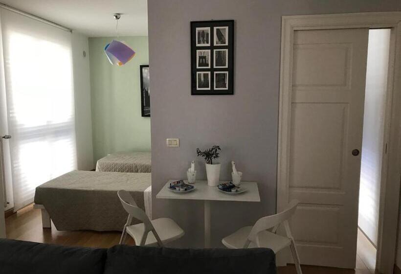 اتاق کلاس بیزنس, Le Residenze Di Via Lo Re