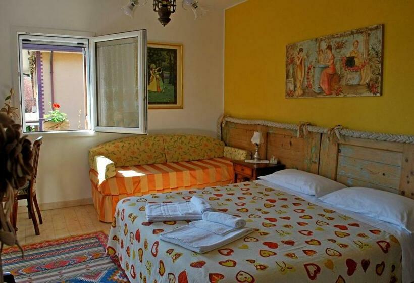 Quarto Estandar, Red Fenice