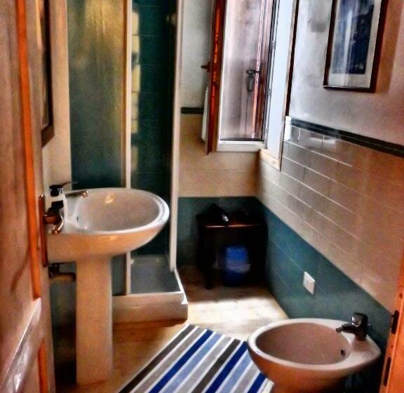 Quarto Familiar, Red Fenice