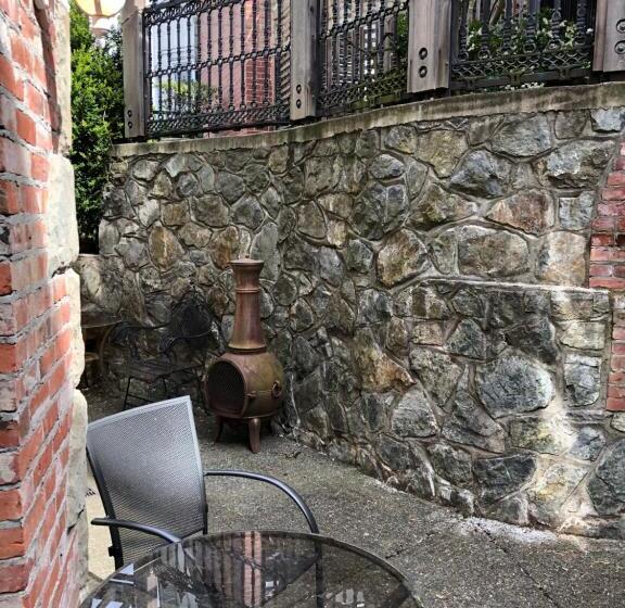 带大床的标准间, Robert Porter House Inn