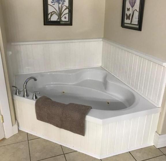 豪华工作室, Robert Porter House Inn