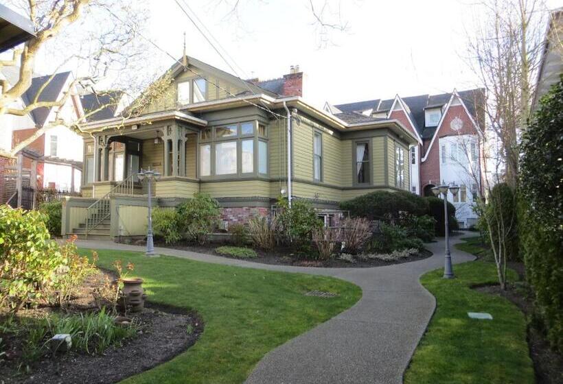Люкс Повышенной Комфортности, Robert Porter House Inn