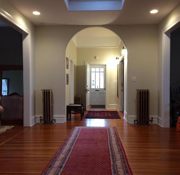 家庭套房, Robert Porter House Inn