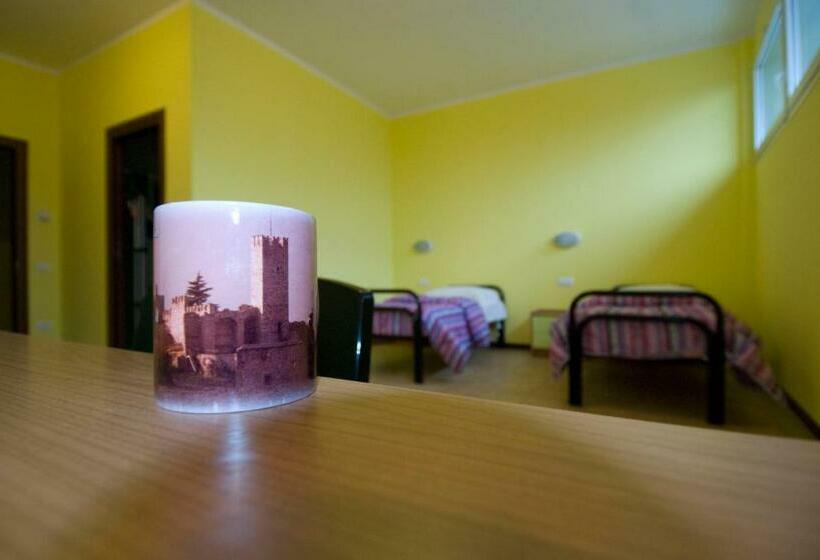 חדר סטנדרט, Casthello Ostello Di Vallecamonica