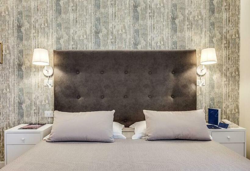 اتاق استاندارد با بالکن, Internazionale