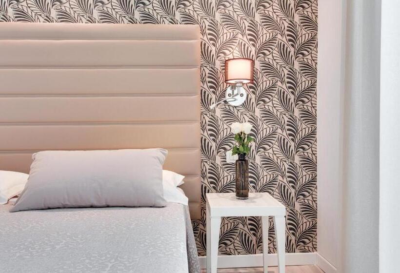 اتاق استاندارد سه تخته با بالکن, Internazionale