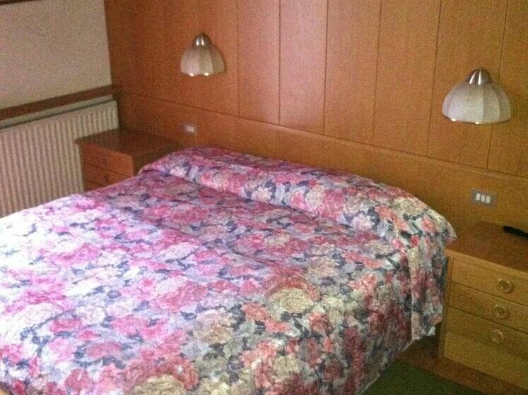 غرفة إقتصادية, Meida