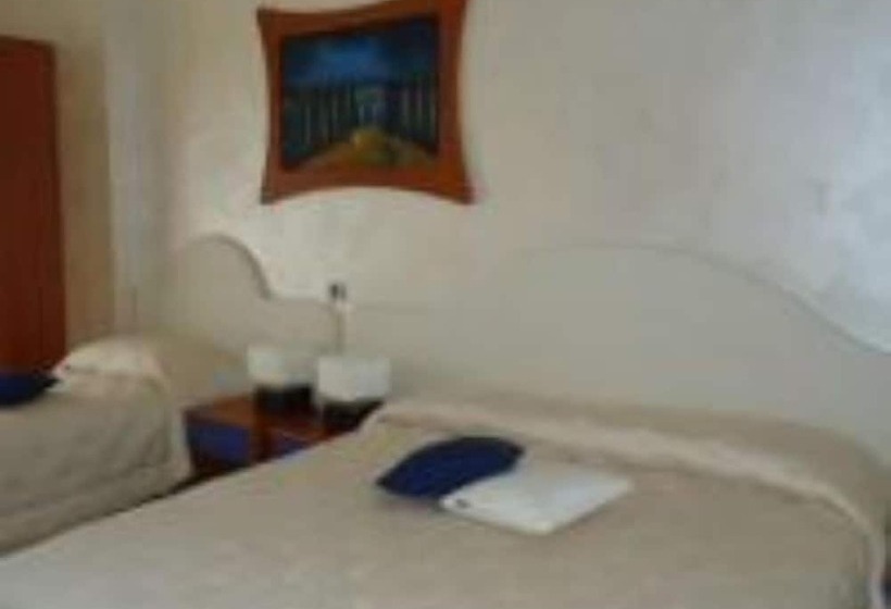 标准单人间, Tea Palace