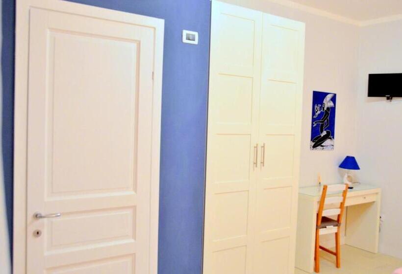 Номер Стандарт Трехместный, La Villa Di Montagnana