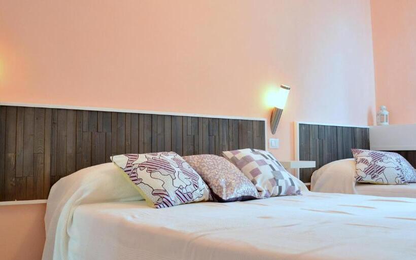 Номер Стандарт Трехместный, La Villa Di Montagnana