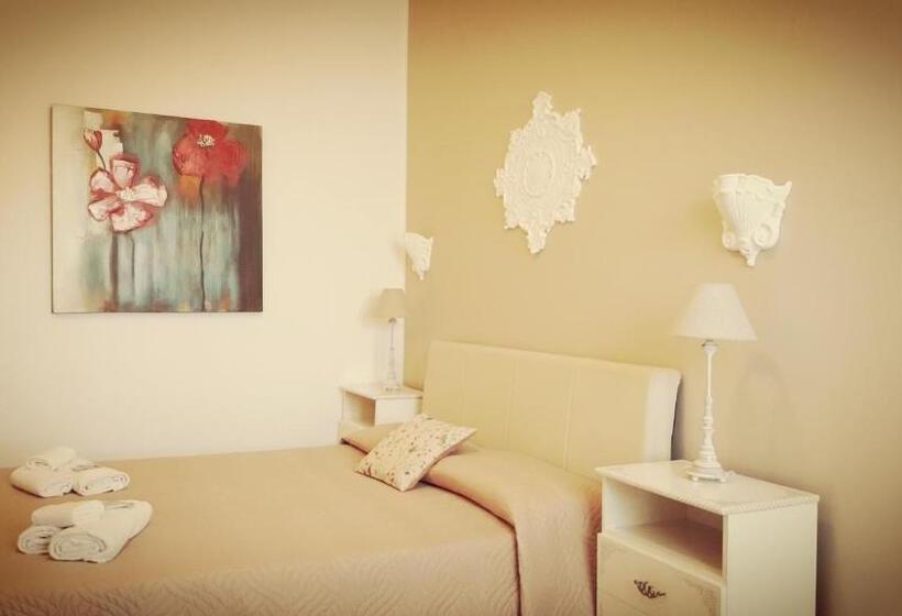 スタンダードルーム, Demetra Malophoros