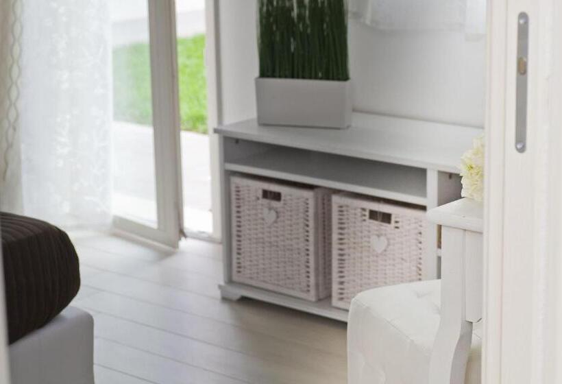 اتاق لوکس, Dimora Delle Emme