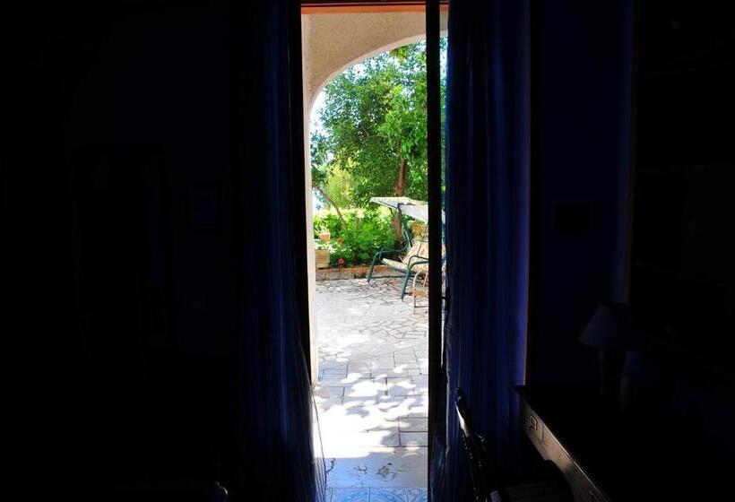 Номер Стандарт Трехместный, Nonna Vincenza