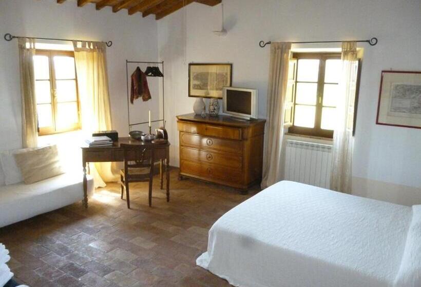 غرفة قياسية ثلاثية ذات اطلالة, Poggioba