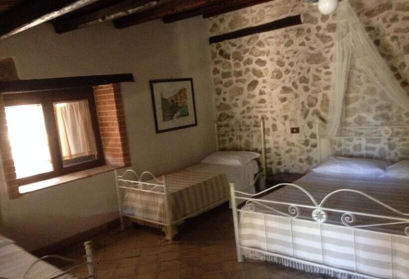 スタンダード4人部屋, Roba Degli Ulivi