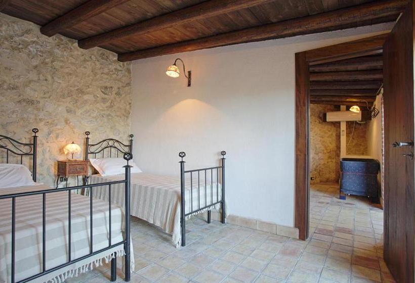 1ベッドルームアパートメントをつなぐ, Roba Degli Ulivi