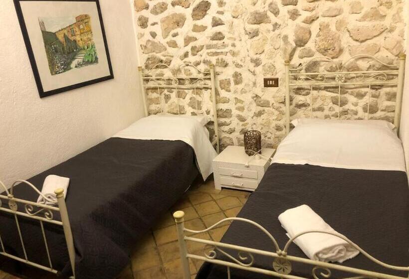 ファミリールーム, Roba Degli Ulivi