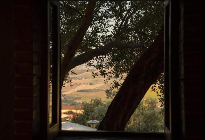 スタンダード4人部屋, Roba Degli Ulivi