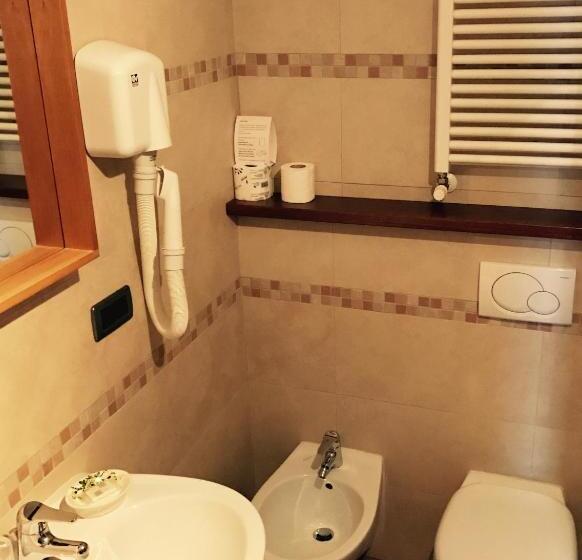Номер Стандарт Трехместный, Casa Benassi ,room&suite , Con Zona Benessere