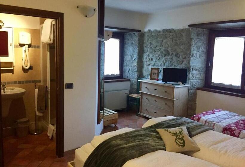 Номер Стандарт Трехместный, Casa Benassi ,room&suite , Con Zona Benessere