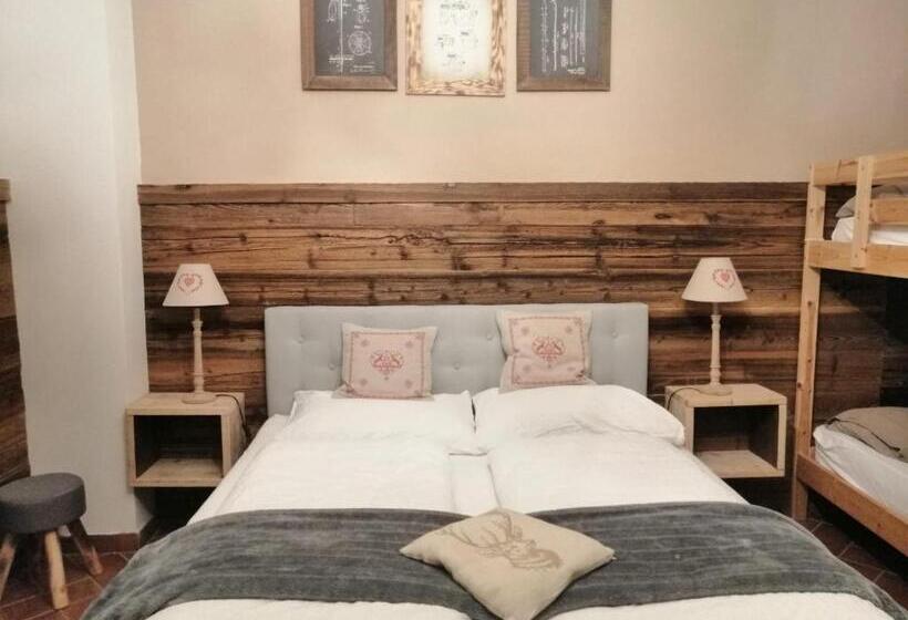 庭の見える１ベッドルームアパートメント, Casa Benassi ,room&suite , Con Zona Benessere