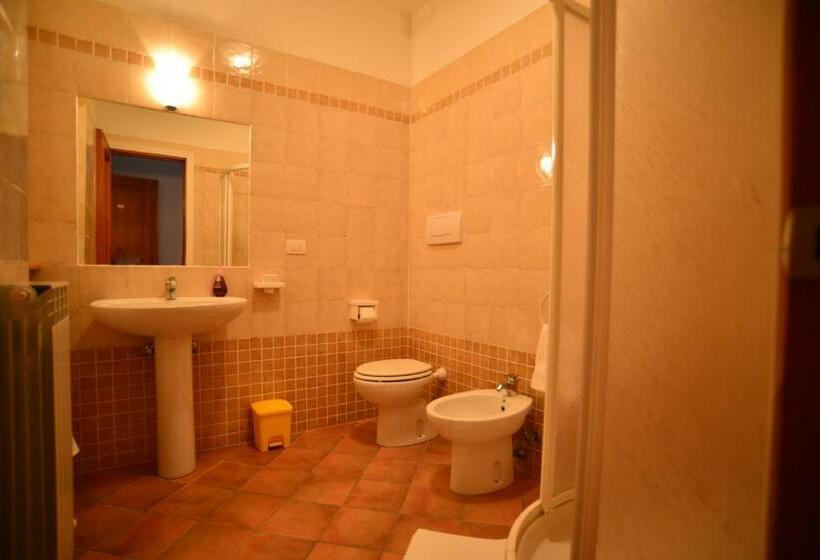 اتاق استاندارد, Villa Etruria Guest House