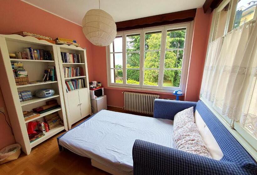 Полулюкс Вид на Озеро, Villanuvola