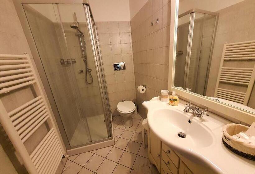 Дом 3 Спальни, Villanuvola