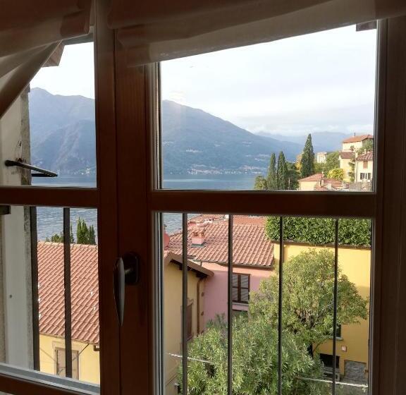 Suite with lake view, Albergo Del Sole