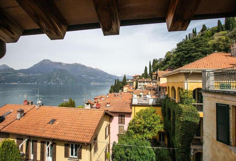 Suite with lake view, Albergo Del Sole