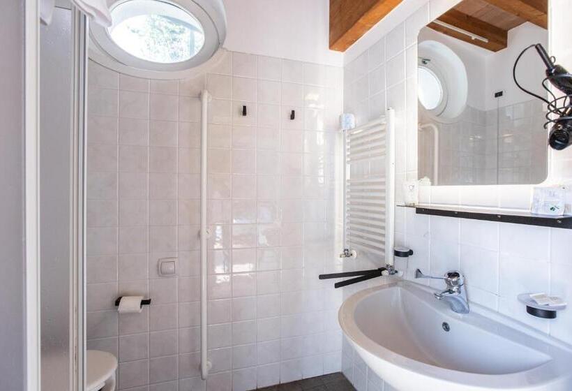 Номер Стандарт с Балконом, Albergo Del Sole