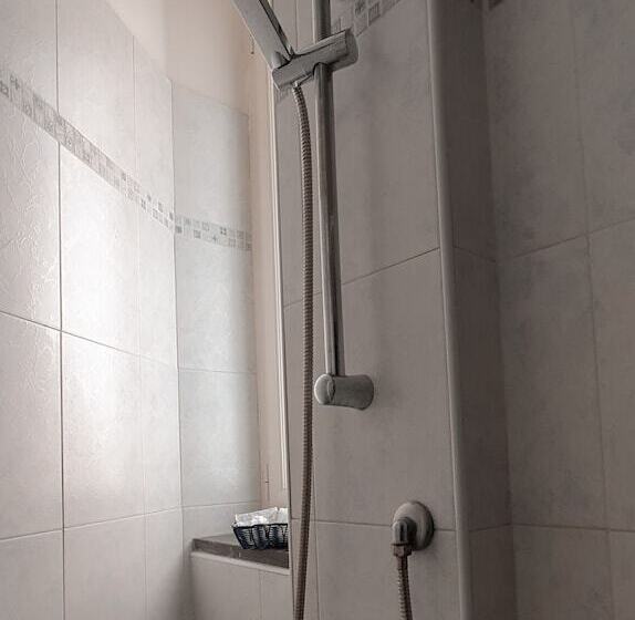 اتاق استاندارد, Mediterraneo