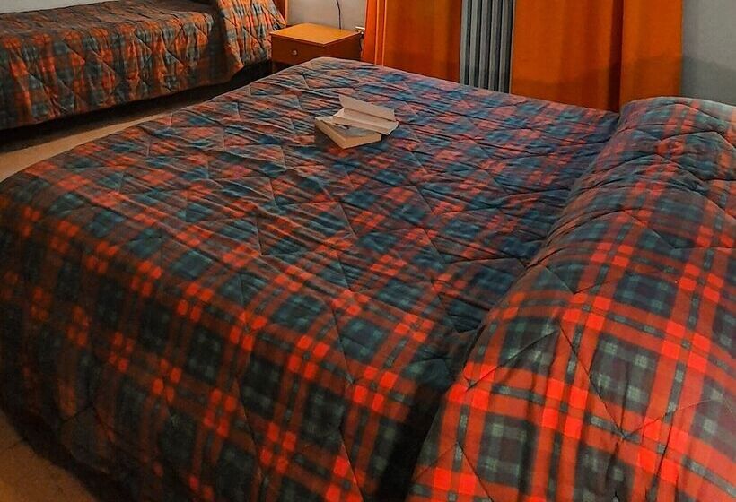 اتاق استاندارد سه نفره, Mediterraneo