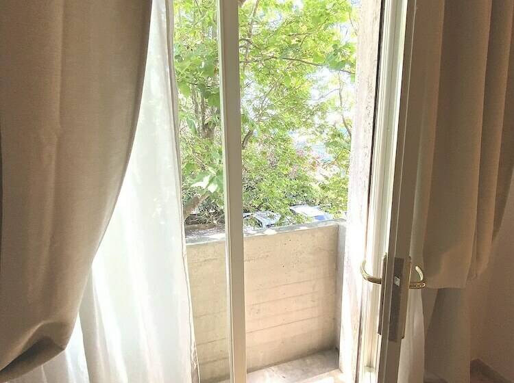 스탠다드 룸, Naviglio