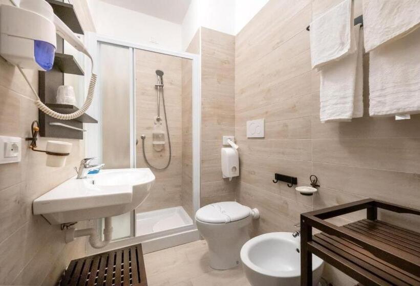 جناح جونيور مطلّ علي البحر, Tizian Beach