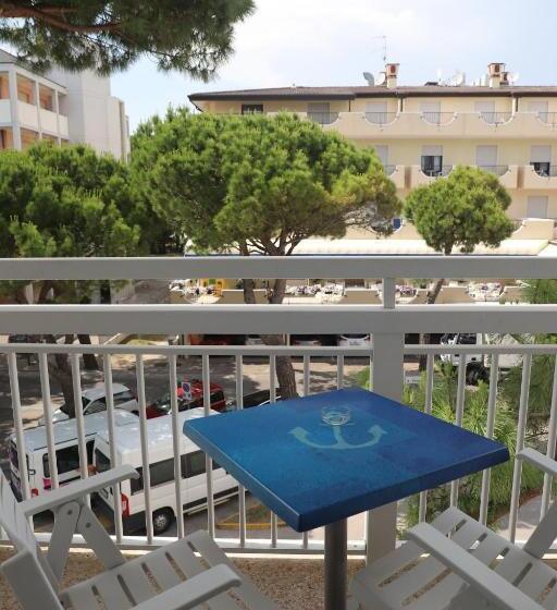 غرفة قياسية, Tizian Beach