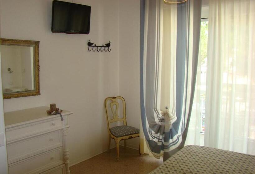 غرفة قياسية, Tizian Beach