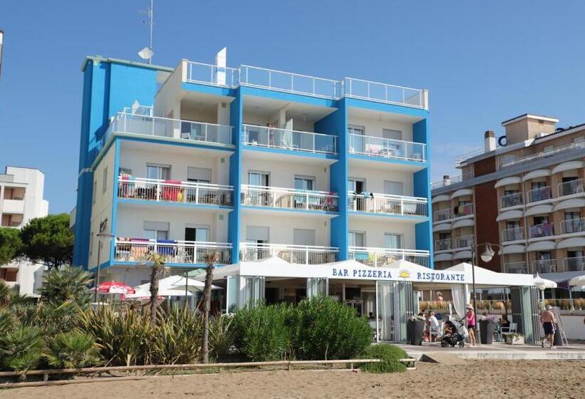 غرفة قياسية إطلالة جانبية علي البحر, Tizian Beach