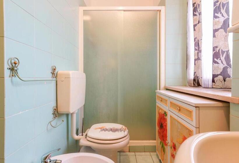 اتاق استاندارد با سرویس بهداشتی مشترک, Bed And Breakfast Dolce Vita Bologna