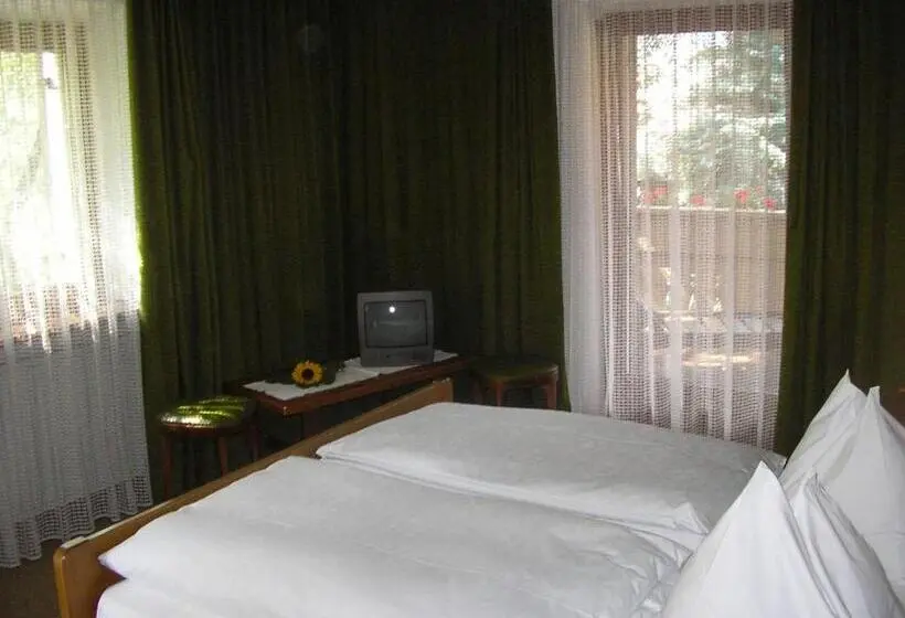 ファミリールーム, Burgblick