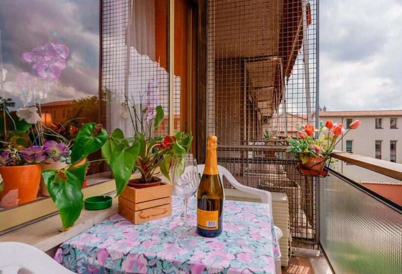 اتاق استاندارد با سرویس بهداشتی مشترک, Bed And Breakfast Dolce Vita Bologna